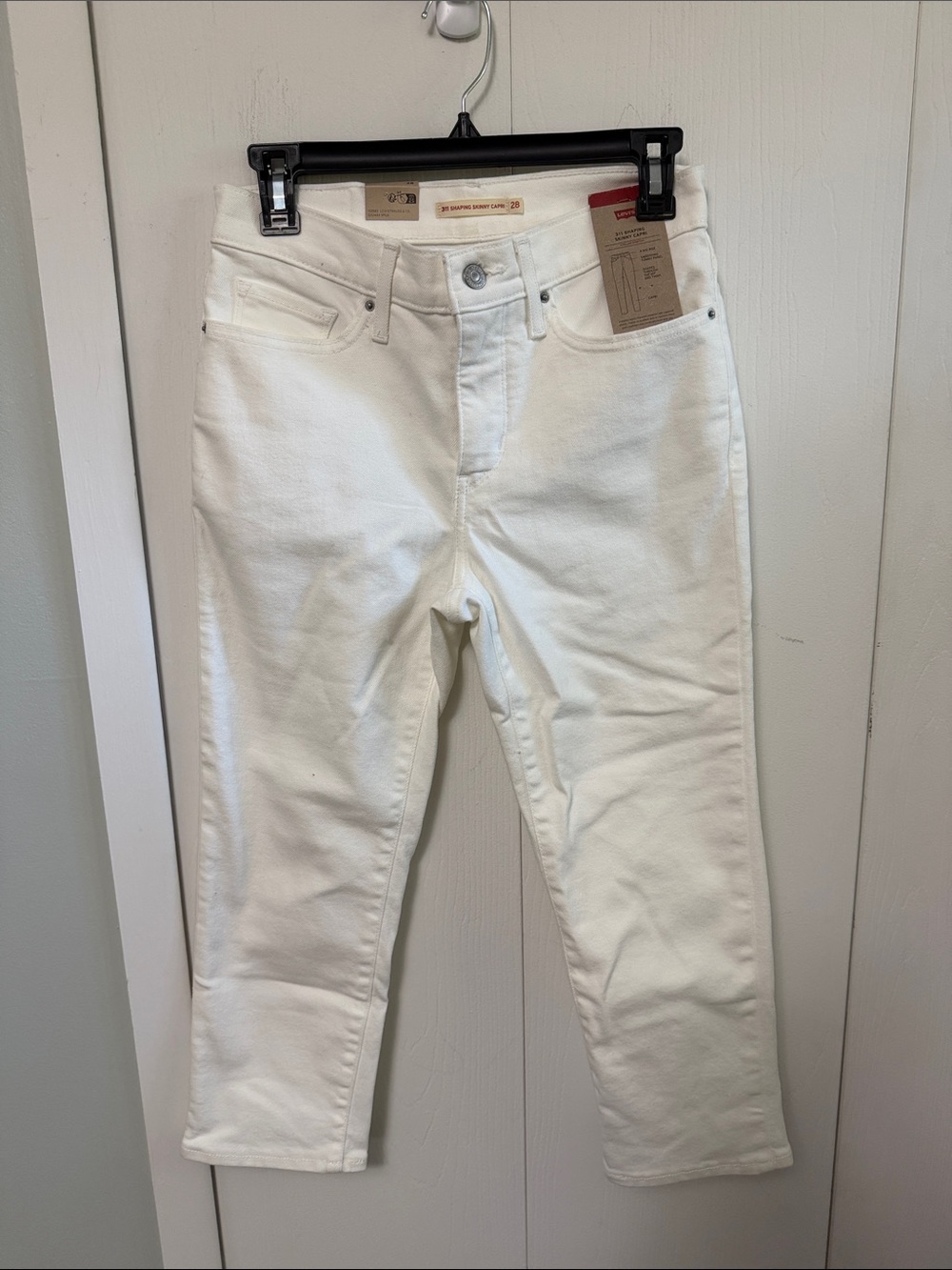 Levi's White Ankle Crop Jeans